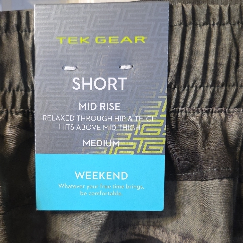 Tek Gear Men's Black and Gray Swim Trunks - Picture 2 of 3